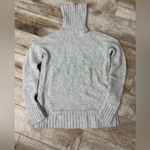 Everlane Light Blue Knit Sweater Oversized